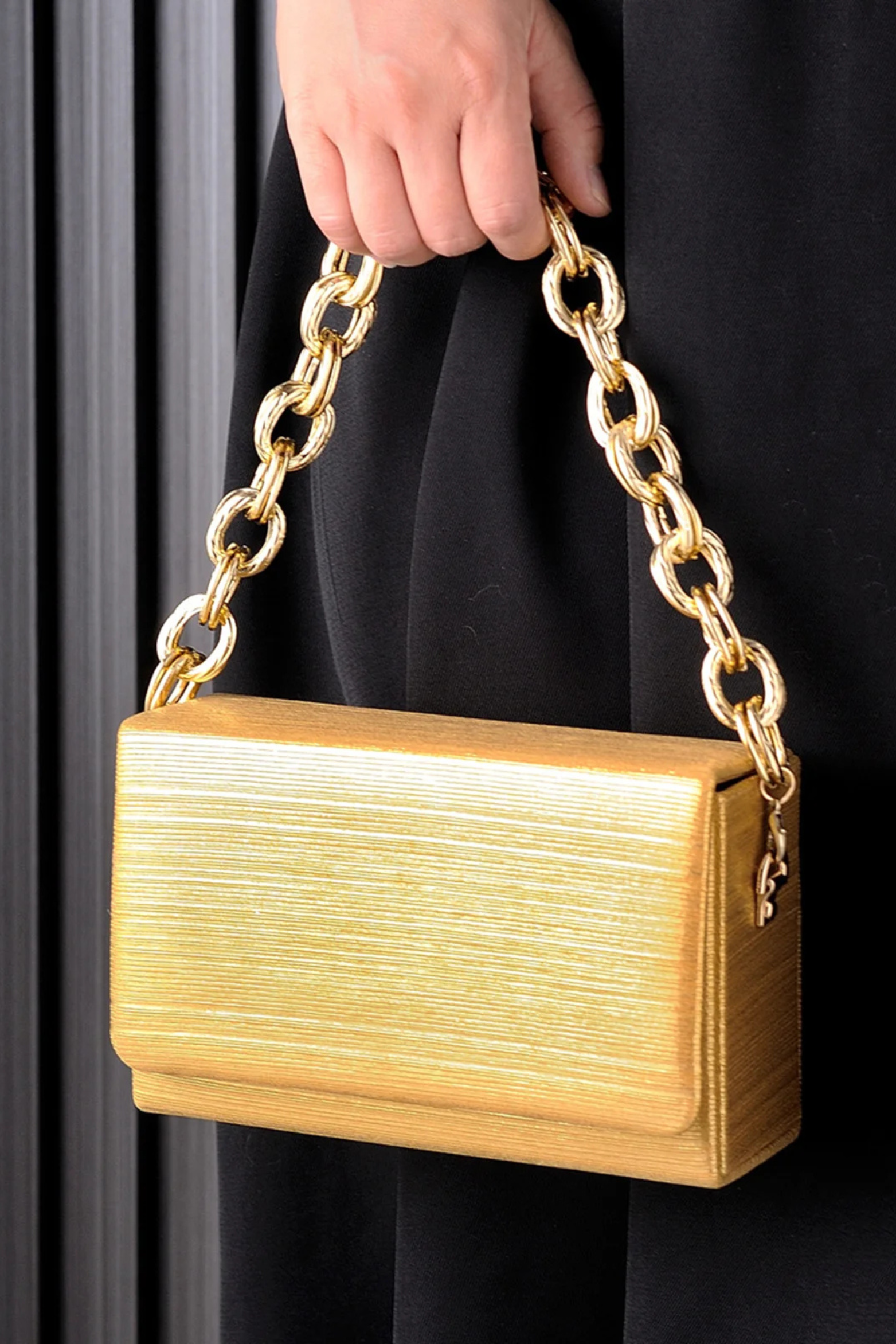 Metropolitan Chain Square Shoulder Bag