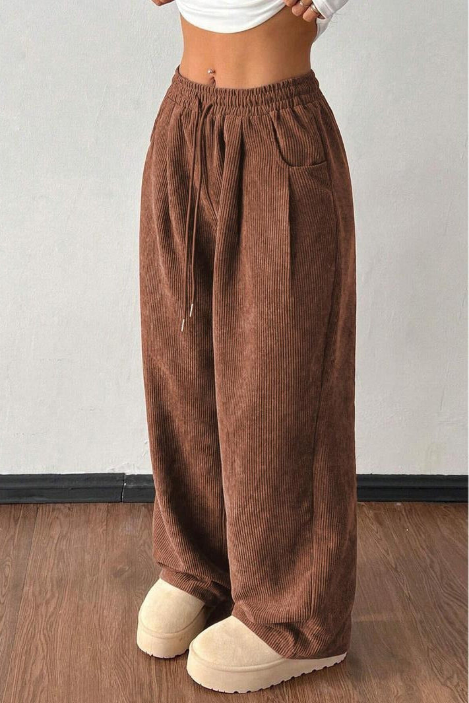 Women's Relaxed Corduroy Wide-Leg Pants