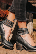 Comfort Sandals with Chic Everyday Style