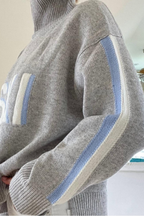 Women's Retro Cashmere Turtleneck Sweater