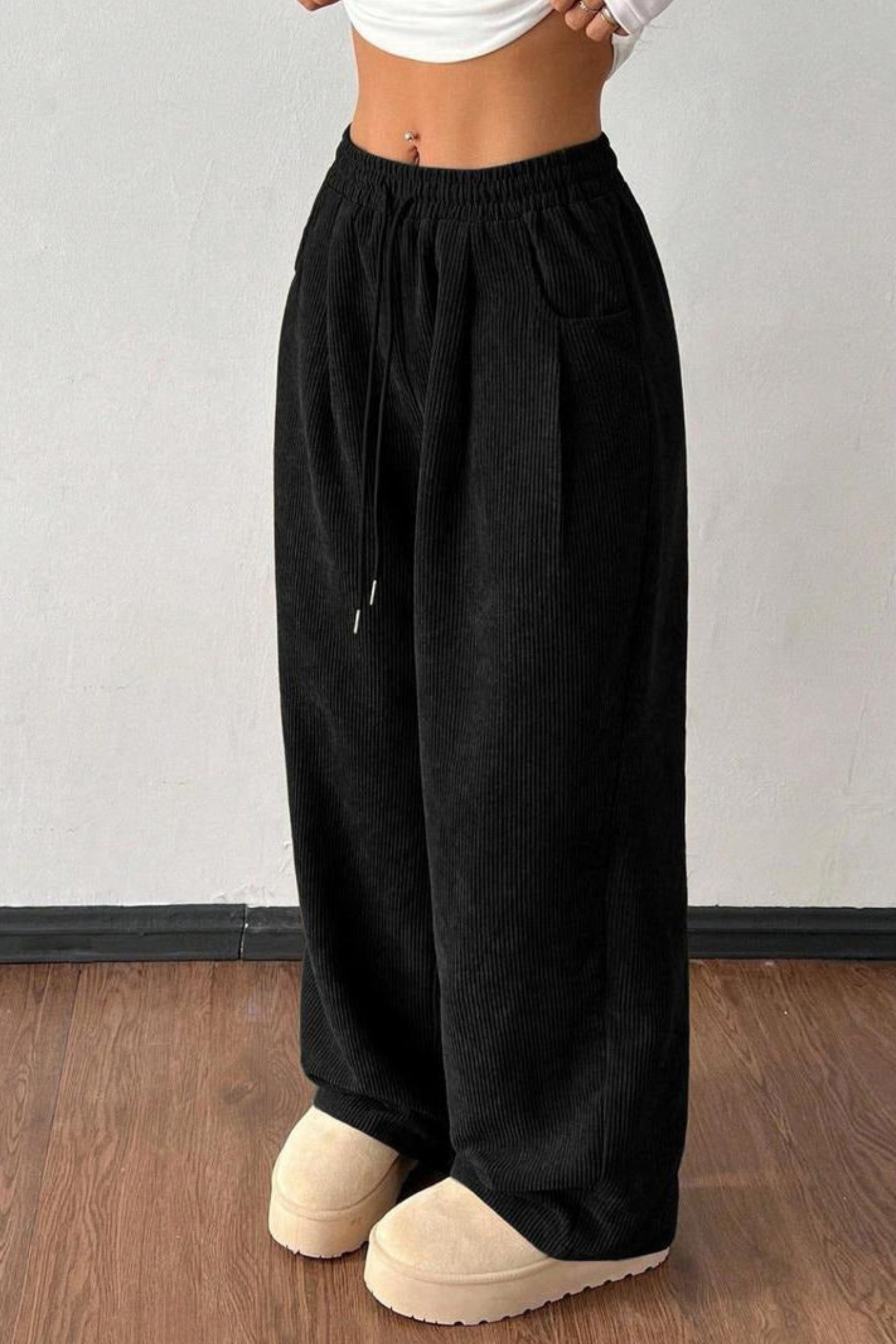 Women's Relaxed Corduroy Wide-Leg Pants