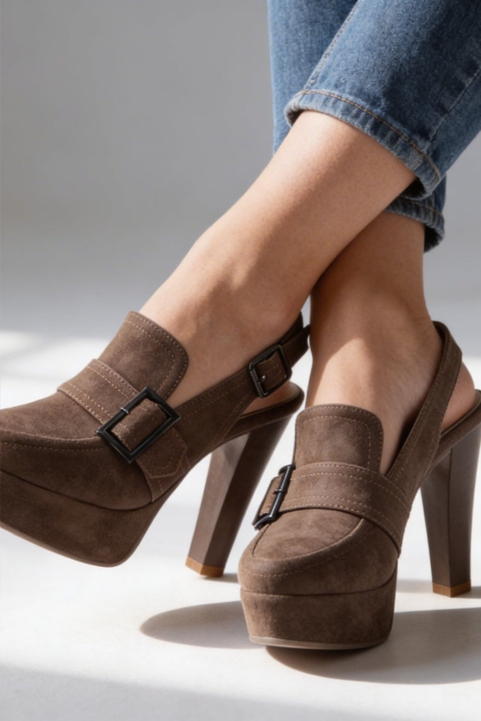 Platform Block Heel Slingback Shoes with Adjustable Strap
