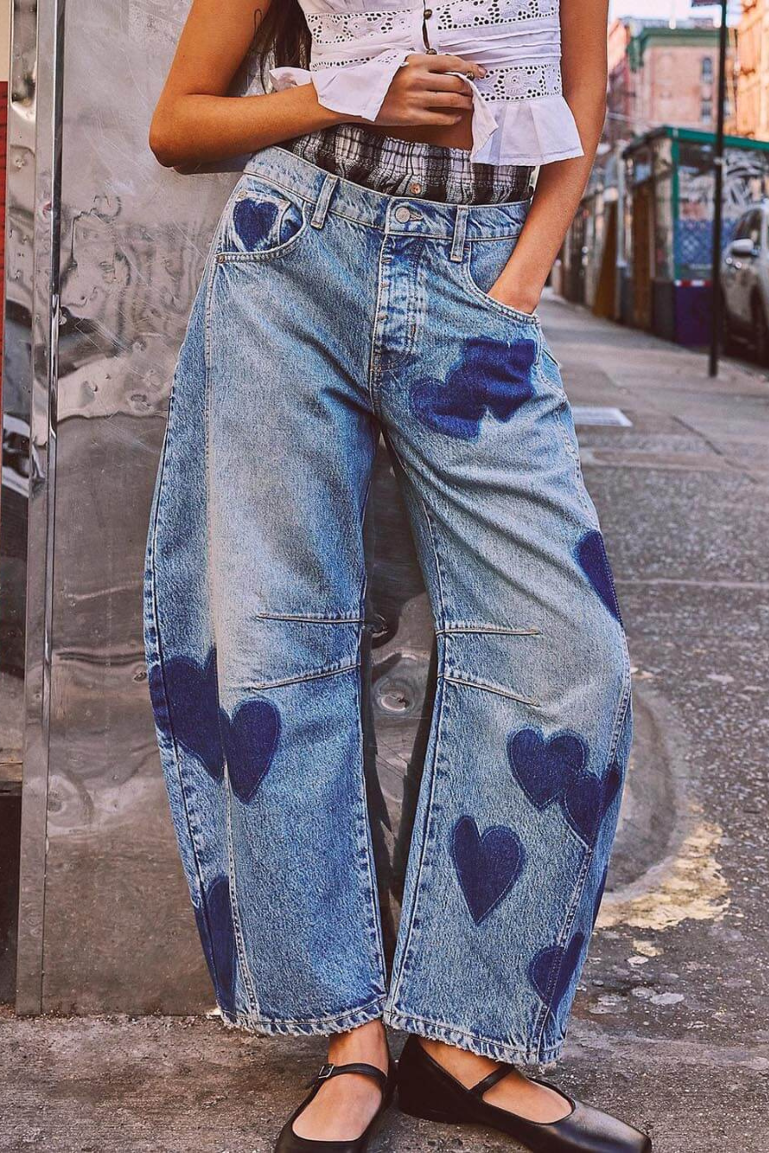 Women's Relaxed Straight-Leg Everyday Jeans