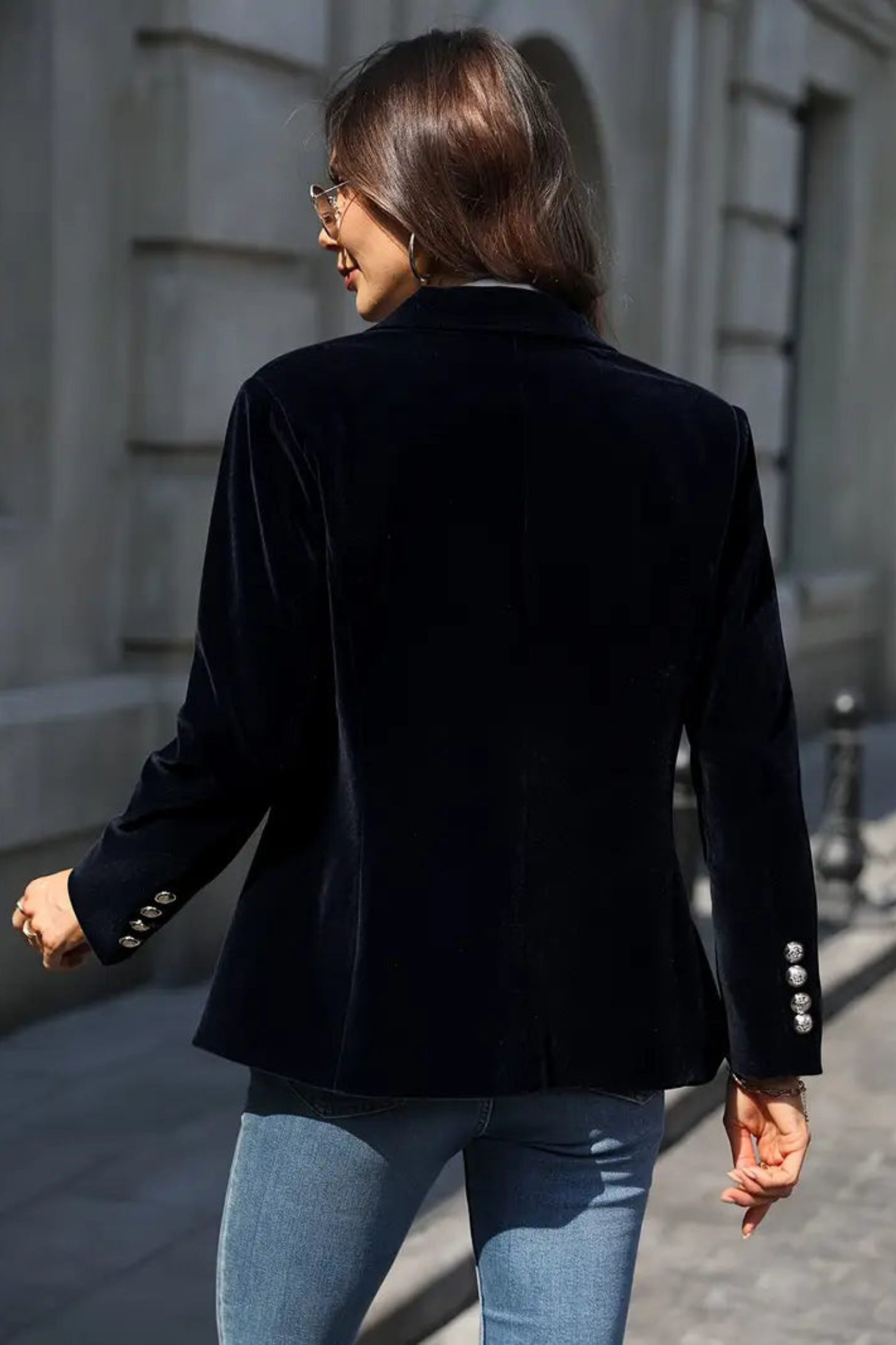 Women's Refined Single-Button Blazer