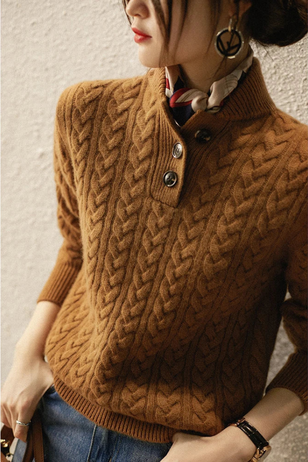 Women's Cable Knit Cashmere Blend Sweater