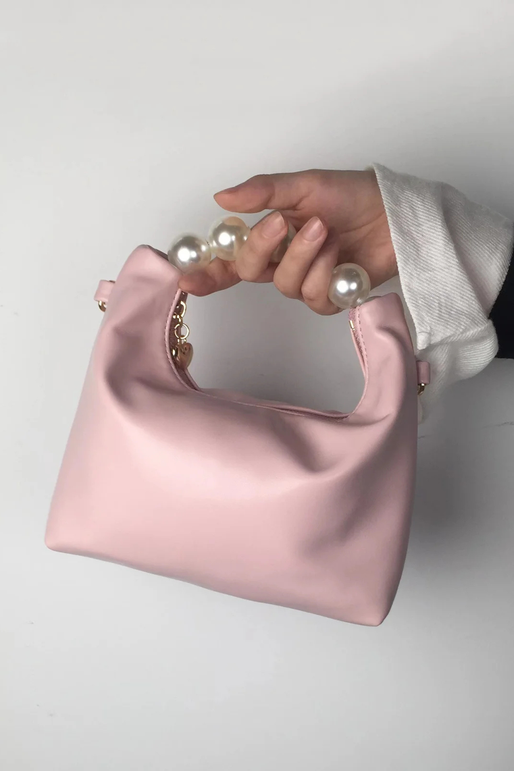 Pearl Elegance Chain Crossbody Bag