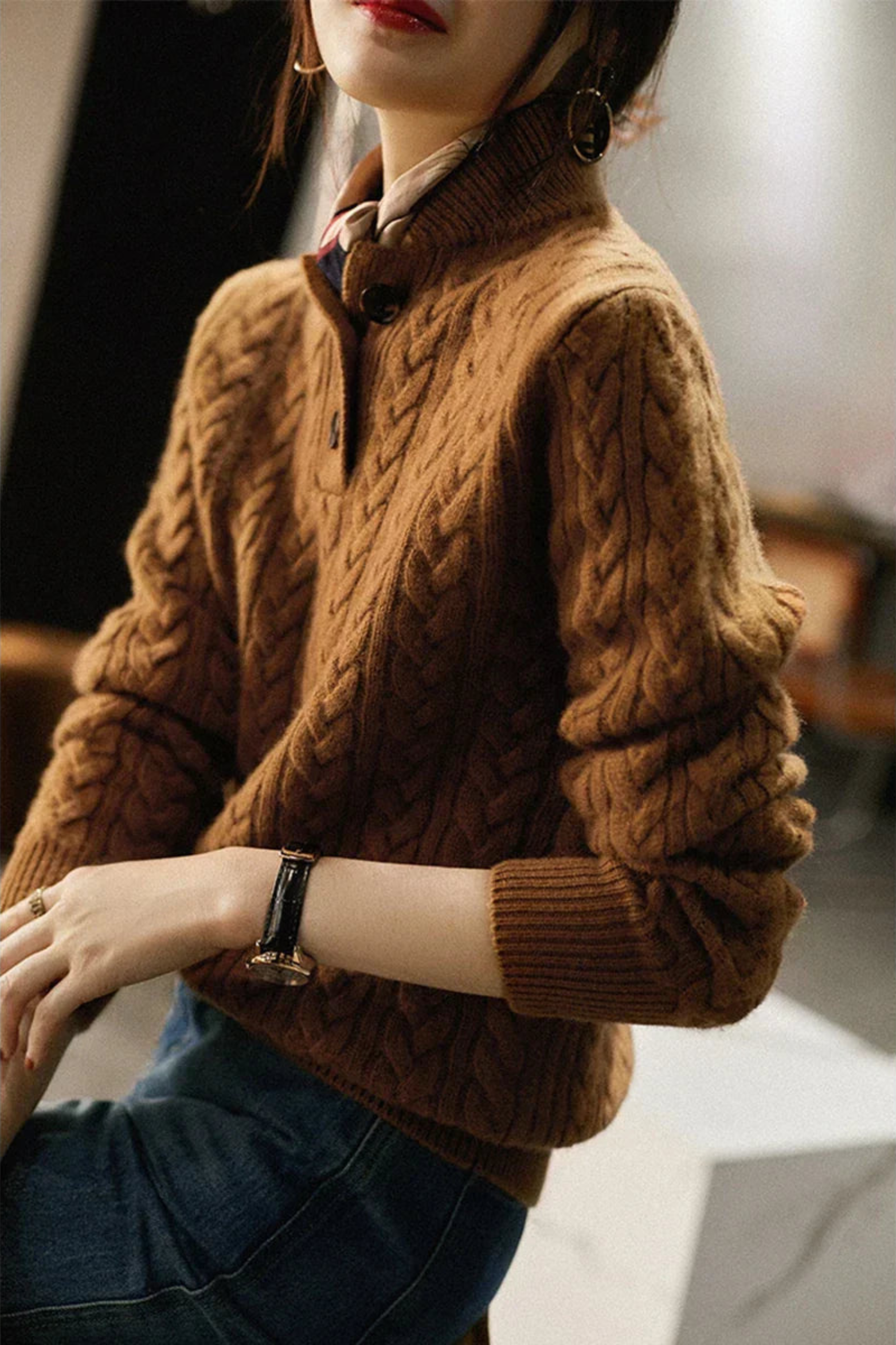 Women's Cable Knit Cashmere Blend Sweater