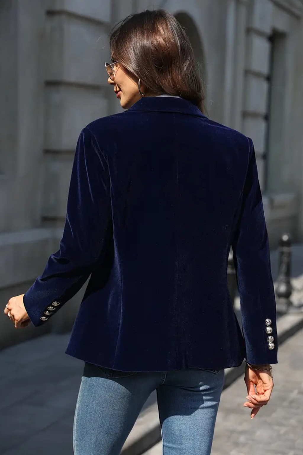 Women's Refined Single-Button Blazer