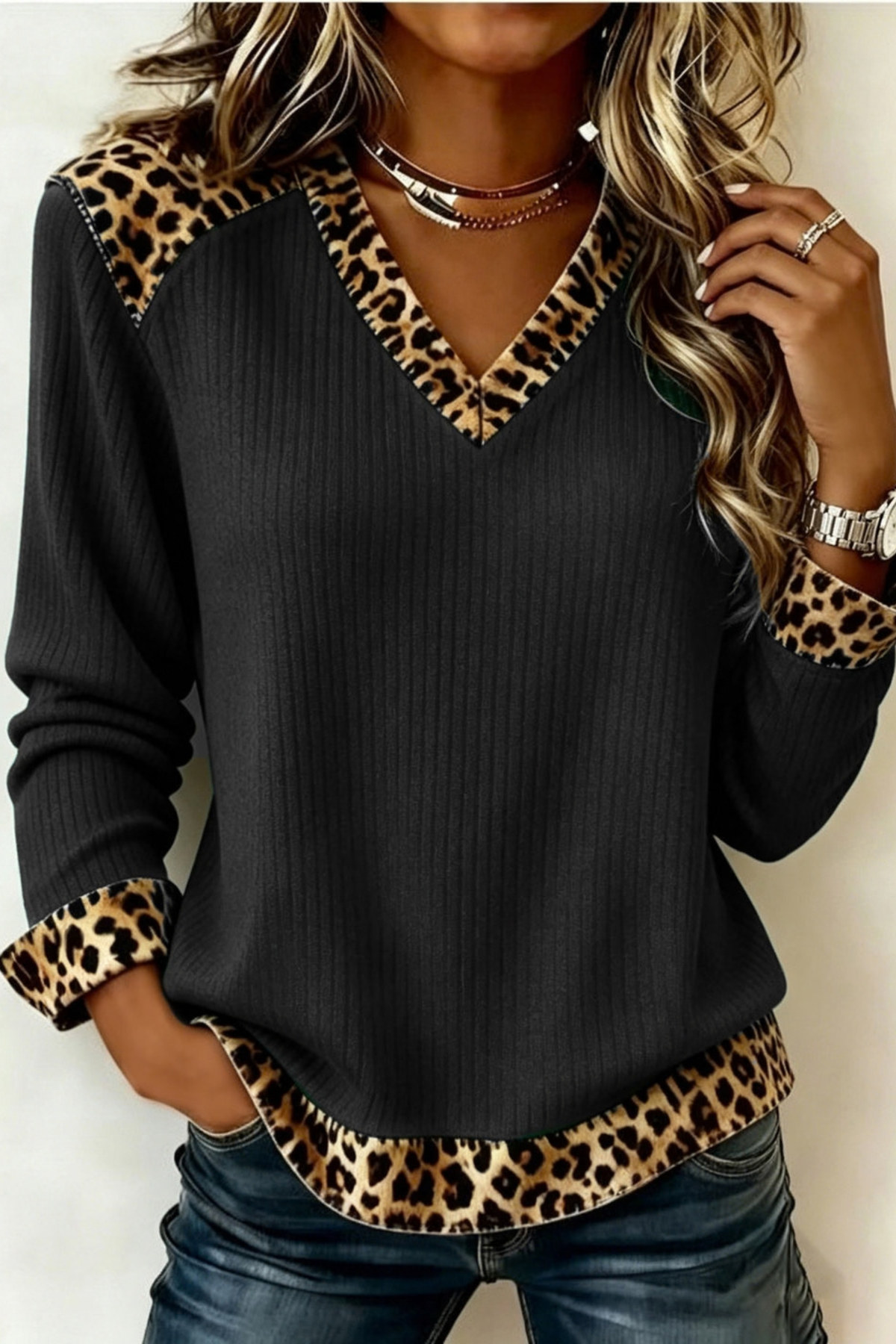 Animal Trim V-Neck Ribbed Top