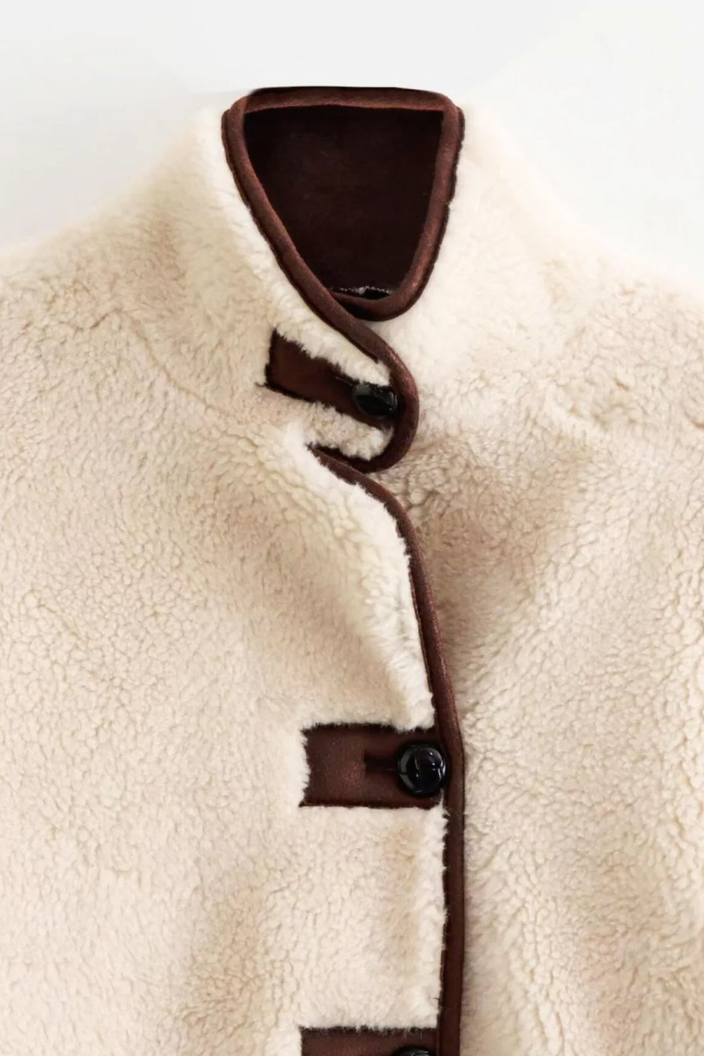 Contrast Tie Short Pile Jacket