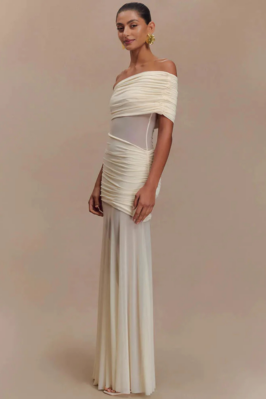 Off-Shoulder Tulle Maxi Dress