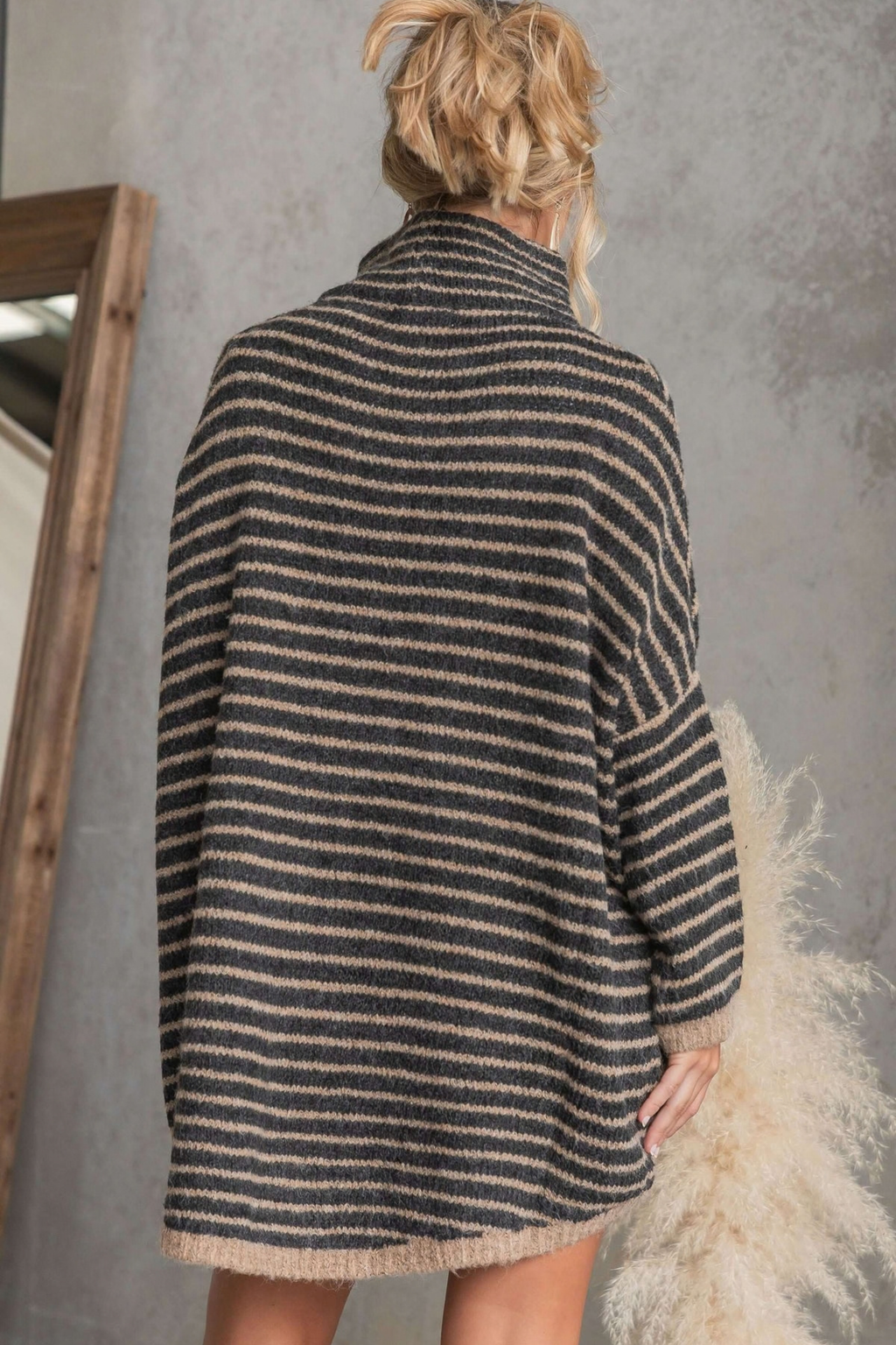 Striped Pocketed Thigh Length Tunic Sweater