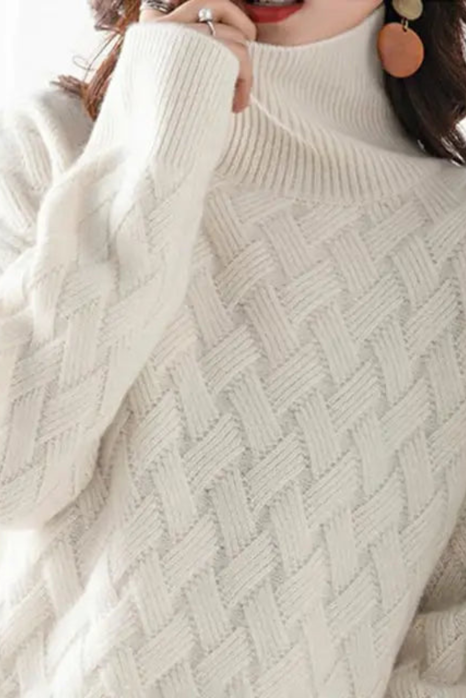 Women's Chunky Cable Turtleneck Sweater