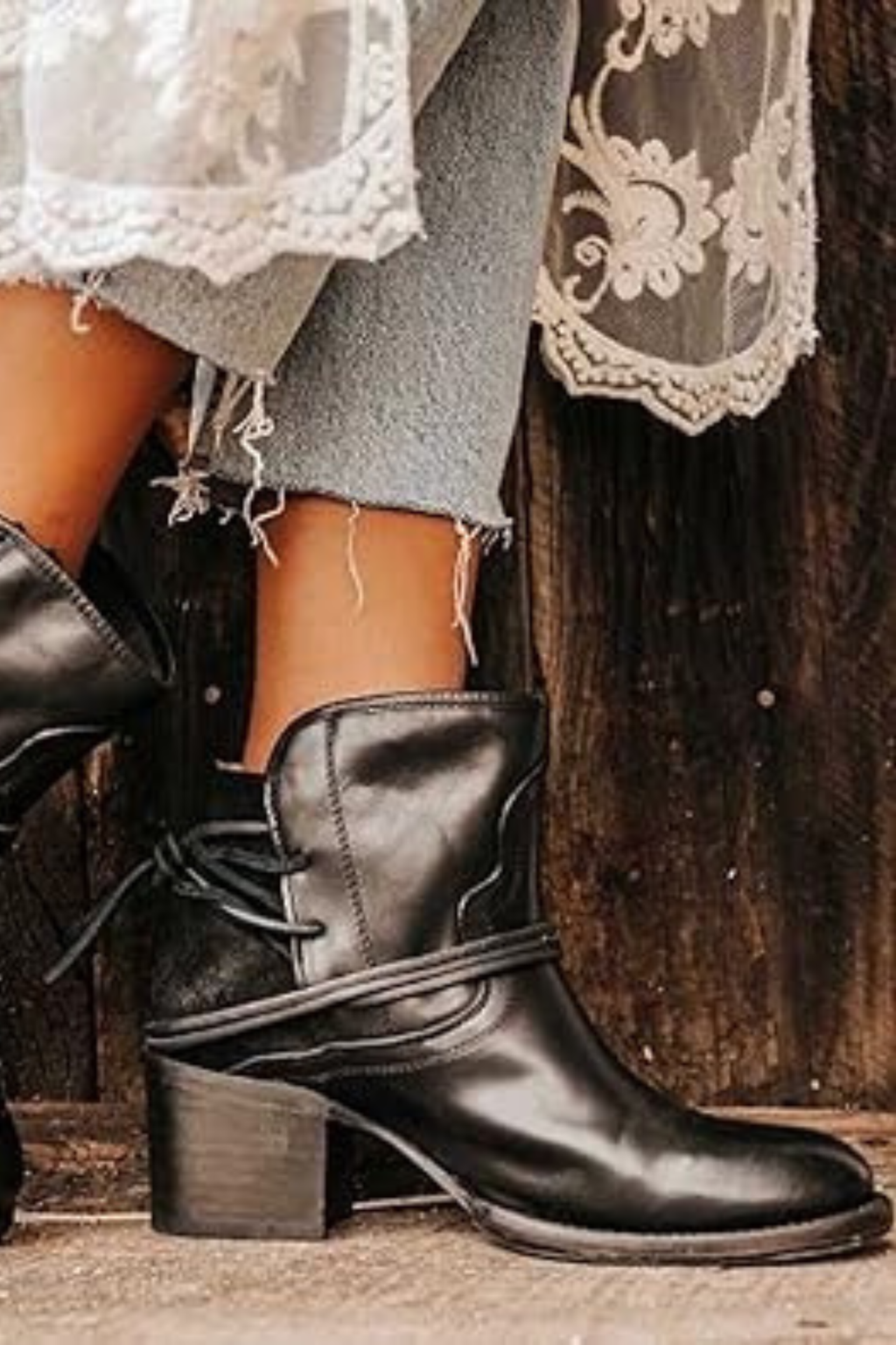 Women's Lace Up Western Cowboy Boots