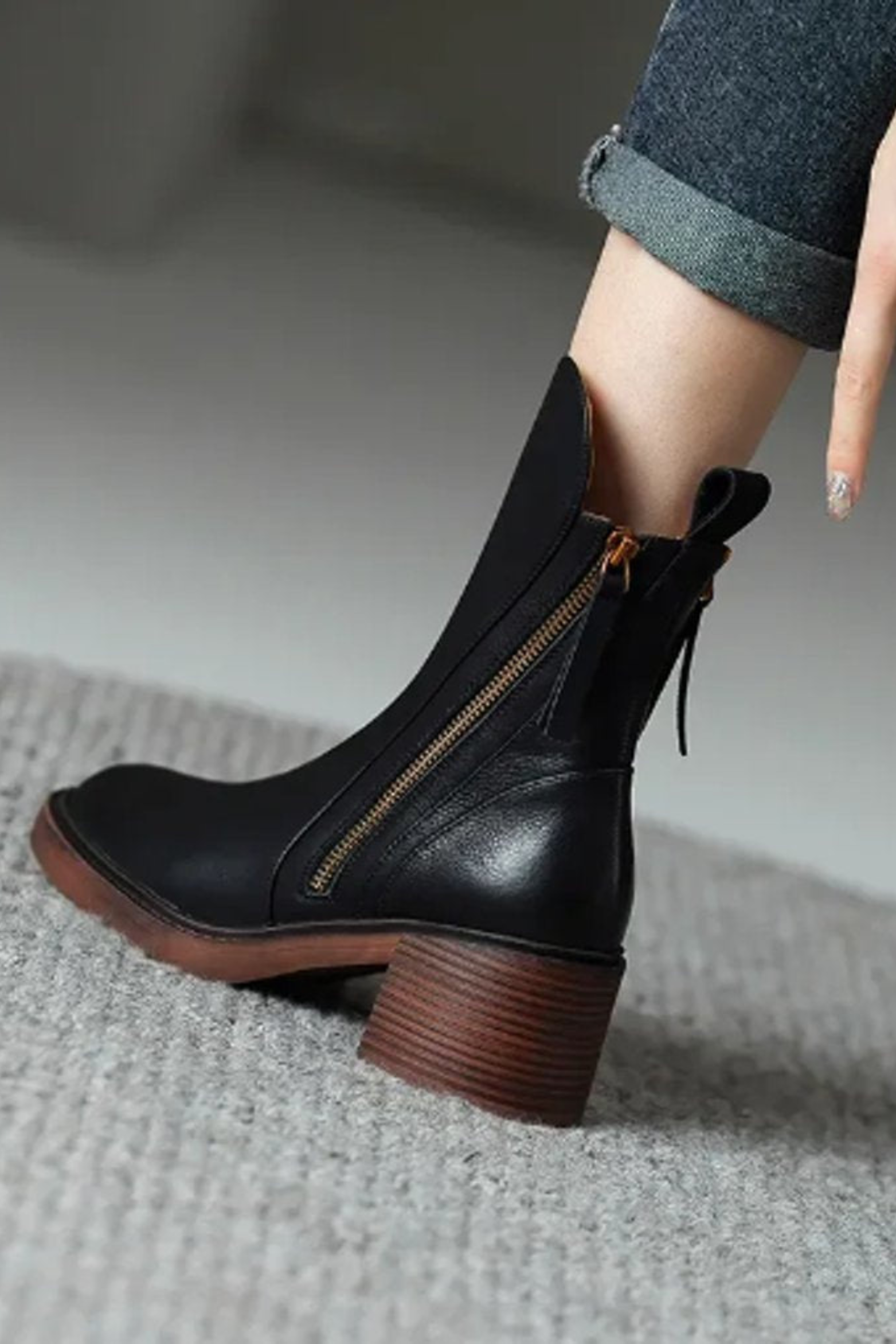 Women's Leather Block Heel Ankle Boots