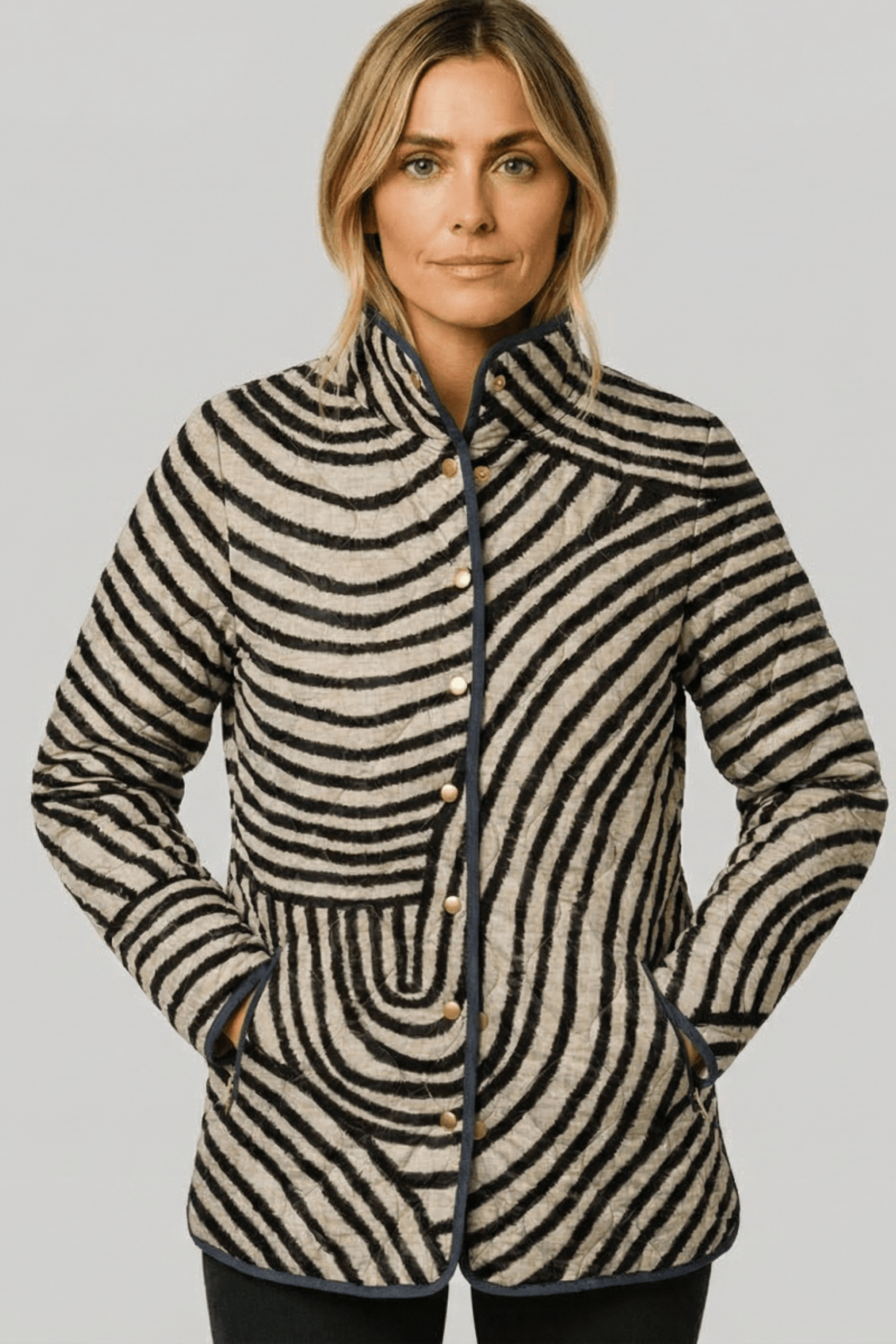 Retro Quilted Circle Pattern Jacket