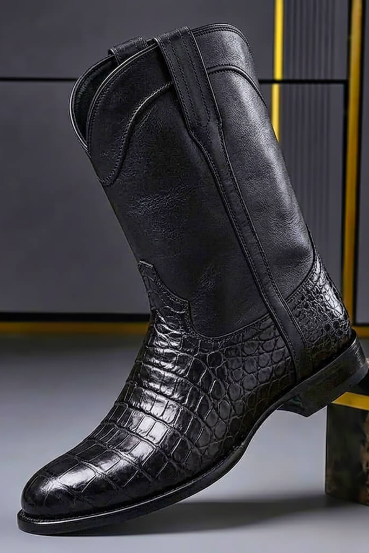 Women's Vintage Textured Leather Boots