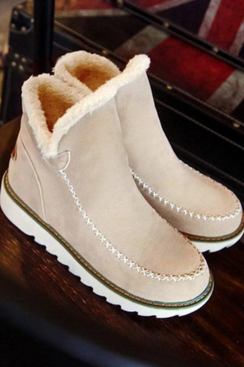 Women's Waterproof Insulated Mid Calf Boots