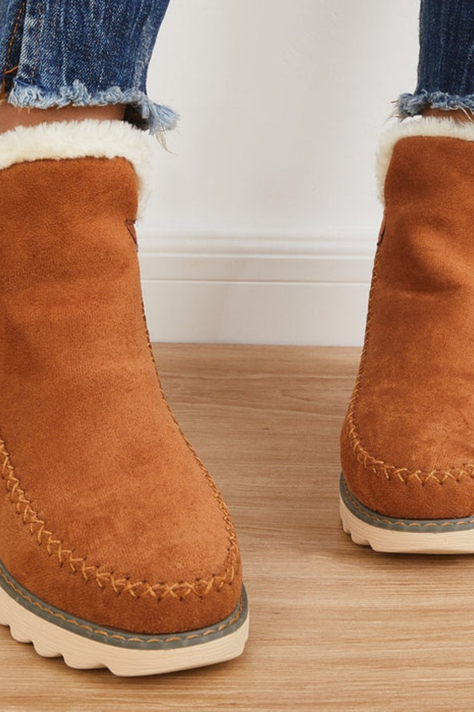 Women's Waterproof Insulated Mid Calf Boots