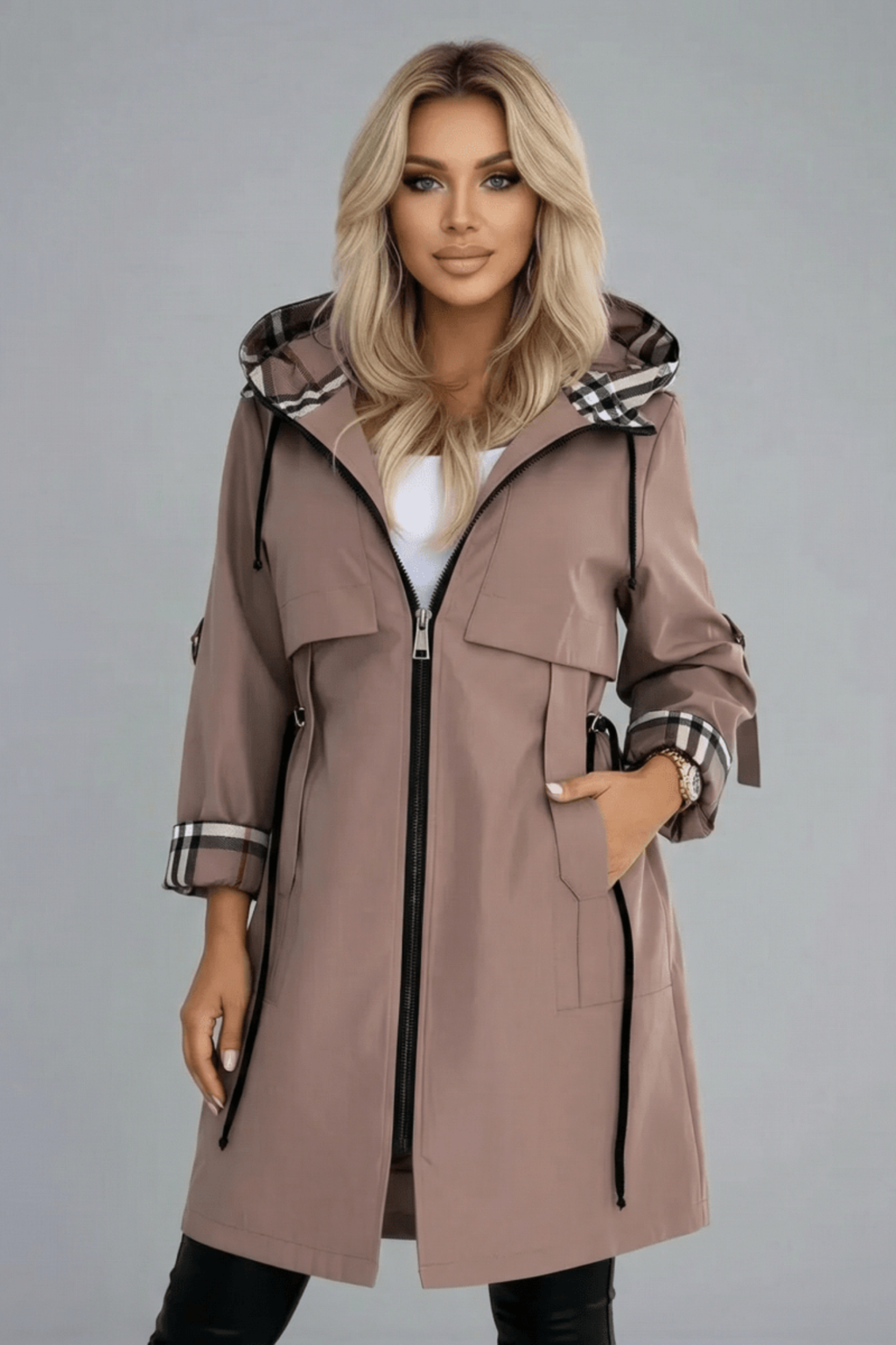 Women's Waterproof Windproof Hooded Jacket