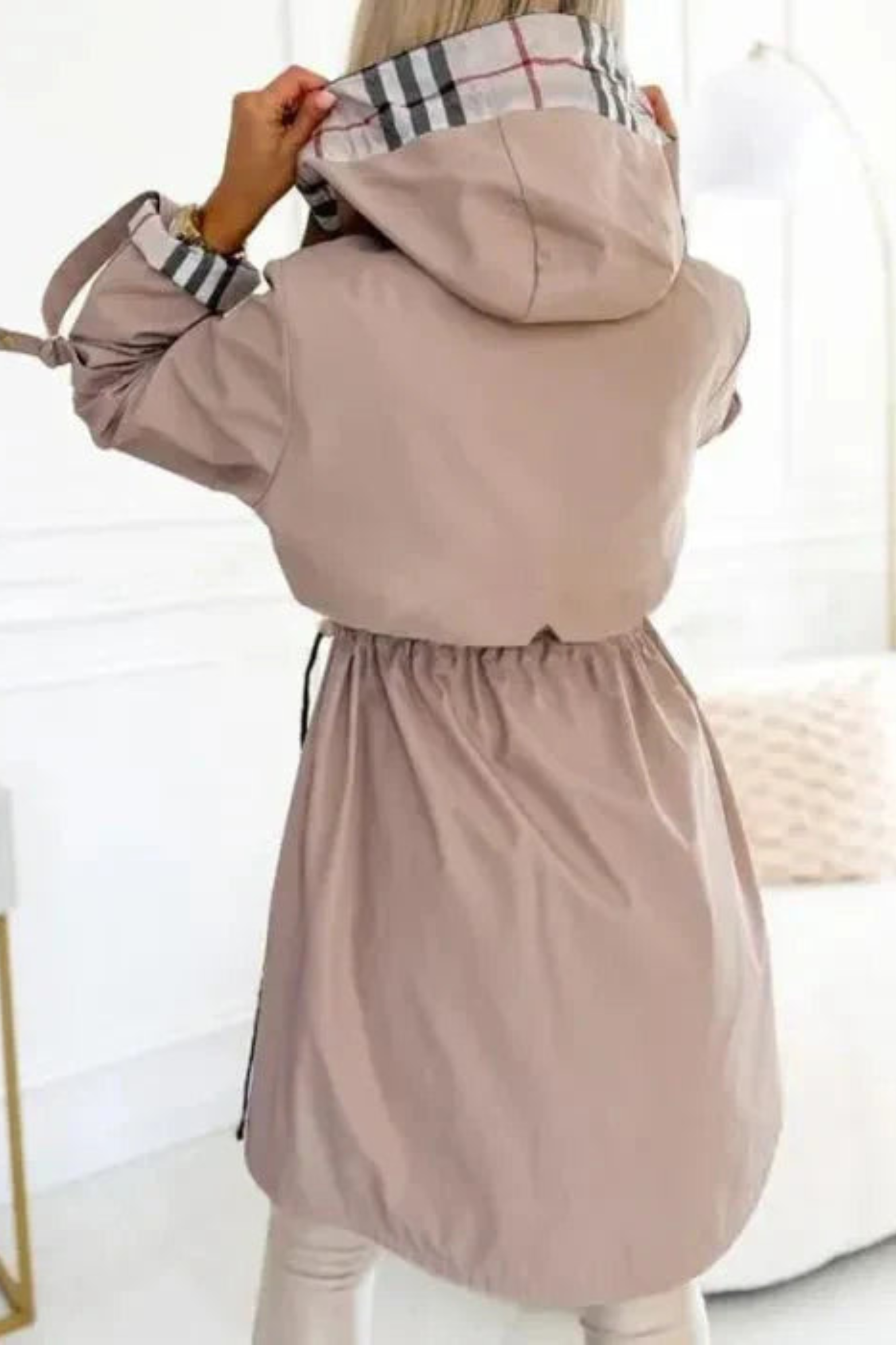 Women's Waterproof Windproof Hooded Jacket